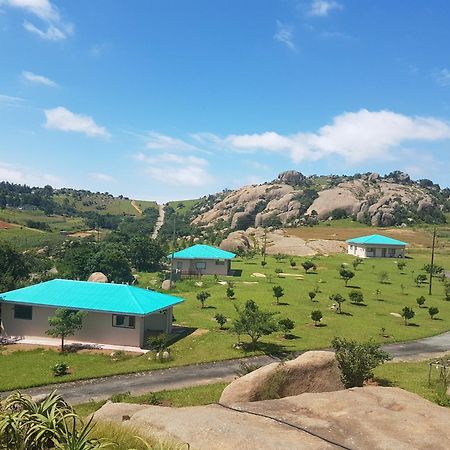 Mdzimba Mountain Lodge เอซูลวินิ ภายนอก รูปภาพ